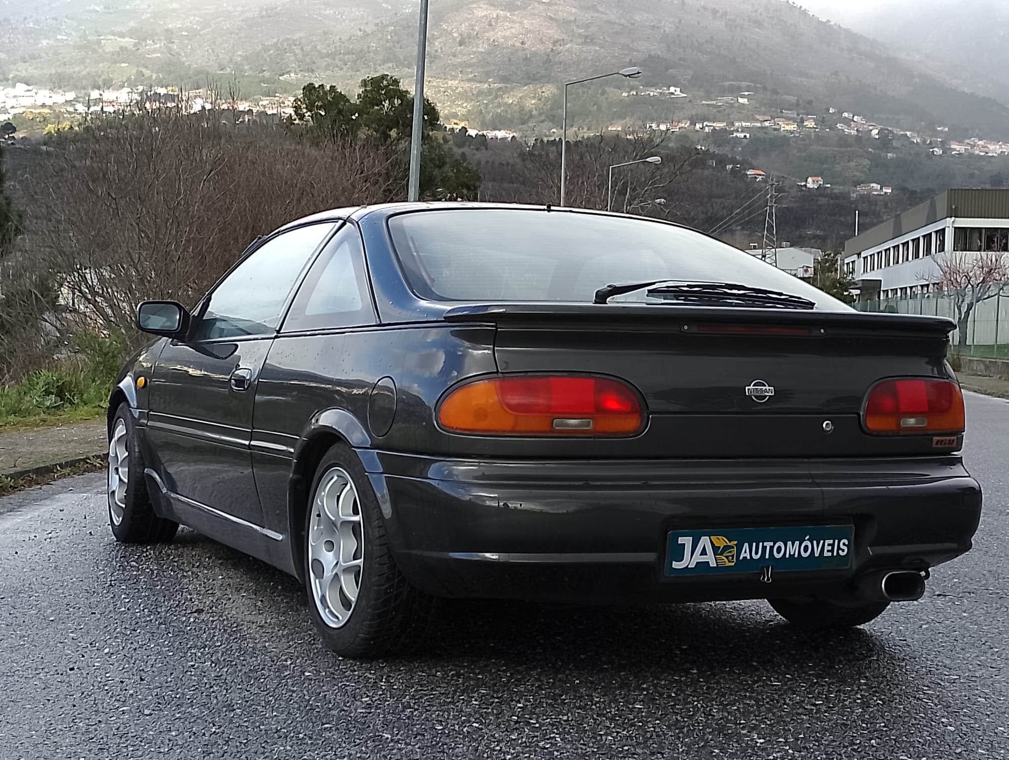 TRASEIRA NISSAN 100NX